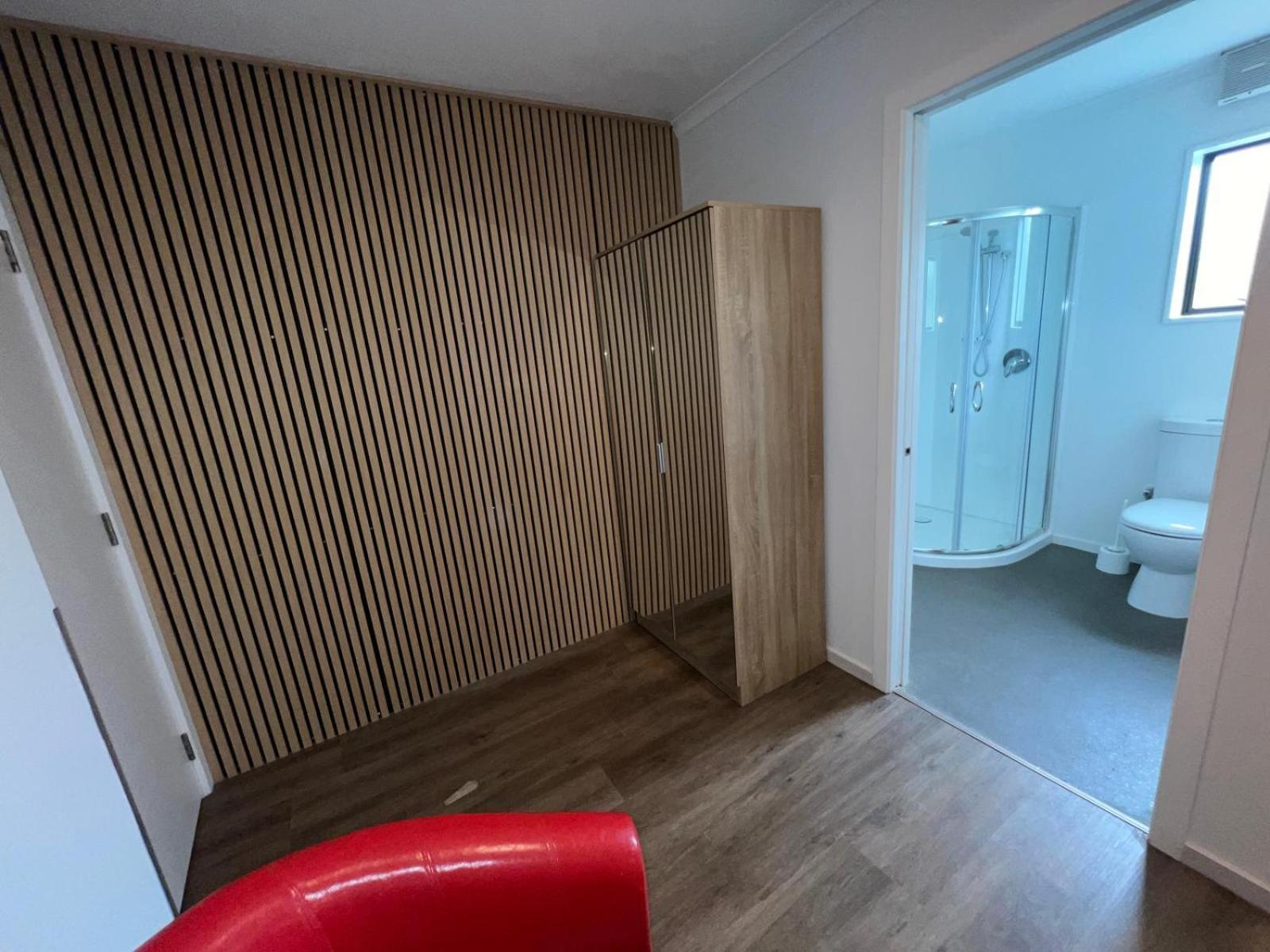 Academy Lodge Motel Ашбертон Экстерьер фото